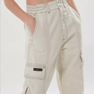 BDG Blaine High-Waisted Skate Jean – Ivory Denim